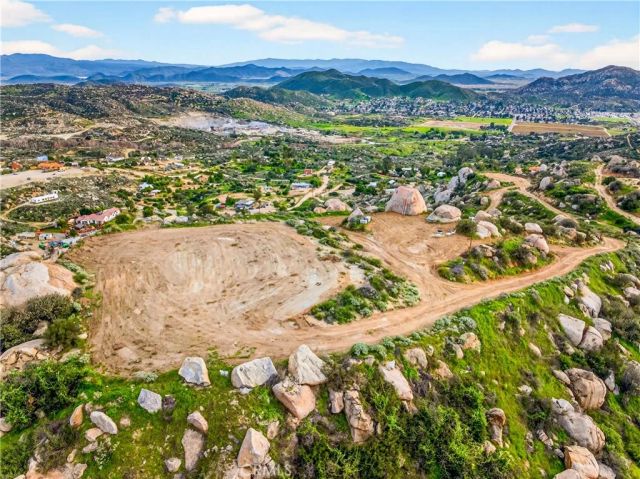 31300 Ruth, Homeland, CA 92548