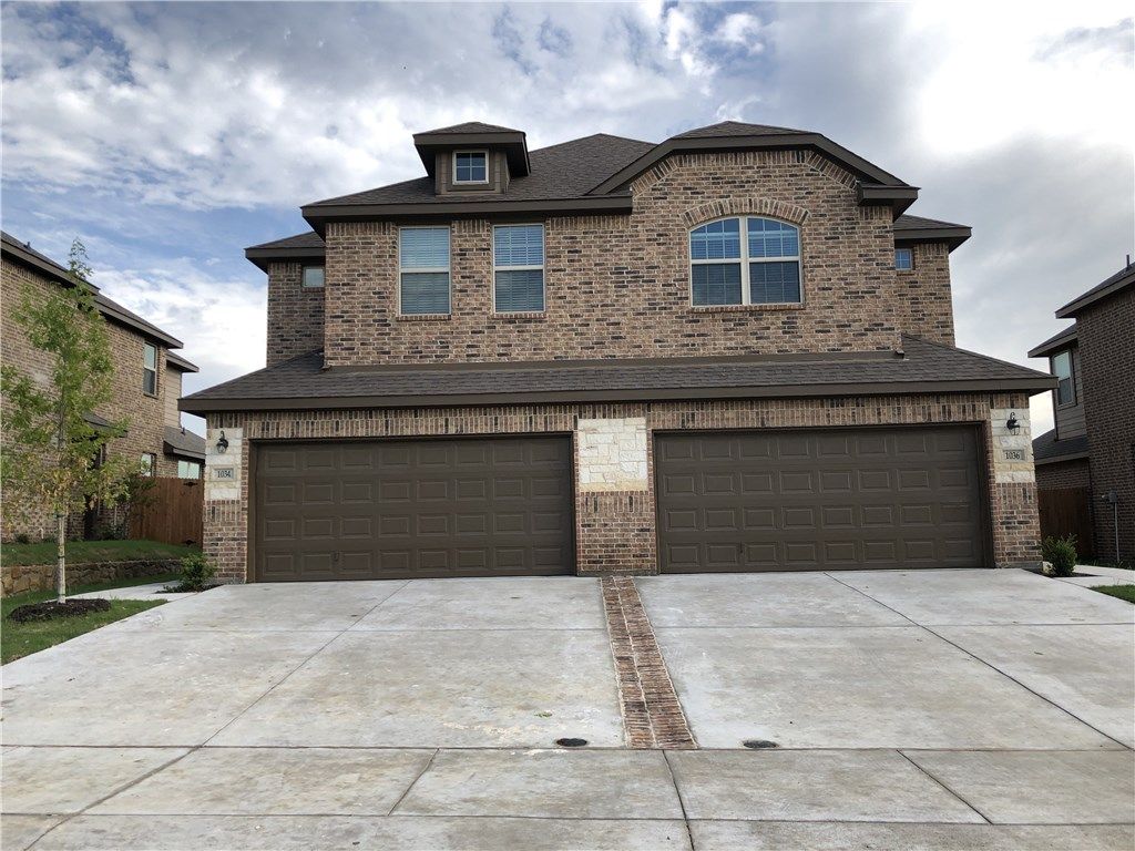 1036 W Sierra Vista Court, Midlothian, TX 76065