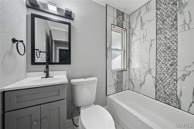 6619 Etzel Avenue, University City, MO 63130