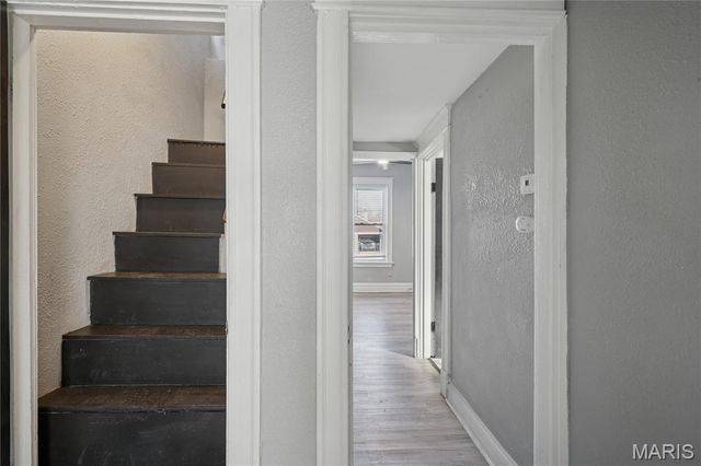 6619 Etzel Avenue, University City, MO 63130