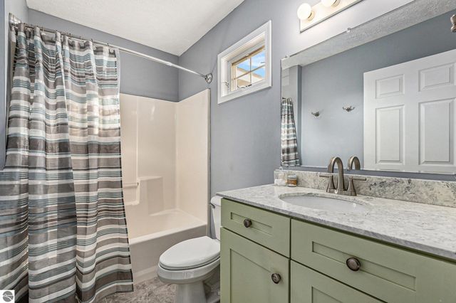 1801 Saint Joseph Street, Traverse City, MI 49686