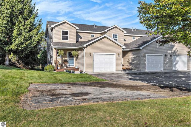 1801 Saint Joseph Street, Traverse City, MI 49686