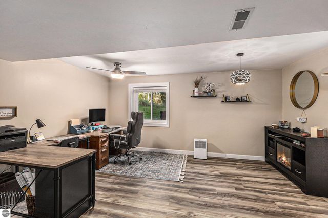 1801 Saint Joseph Street, Traverse City, MI 49686