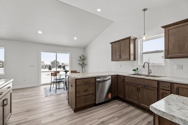 W5618 TONYS WAY, Appleton, WI 54915