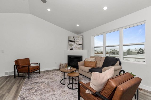 W5618 TONYS WAY, Appleton, WI 54915