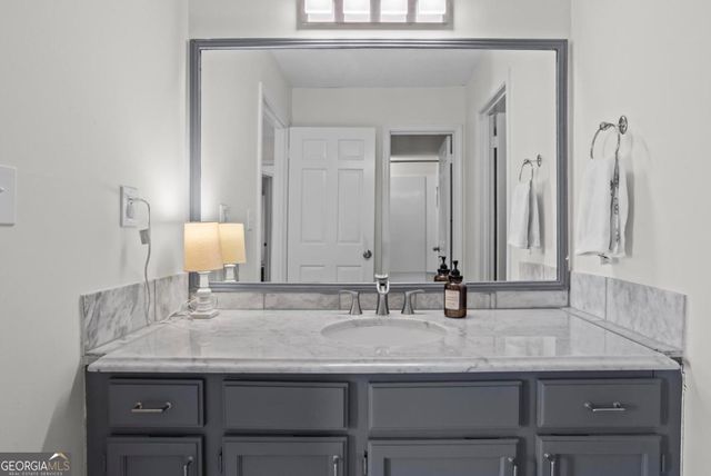 682 Highland Court, Marietta, GA 30068