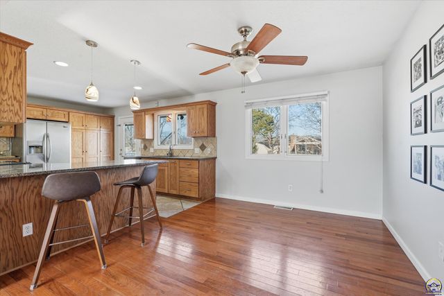 4330 SE 26th TER, Topeka, KS 66605