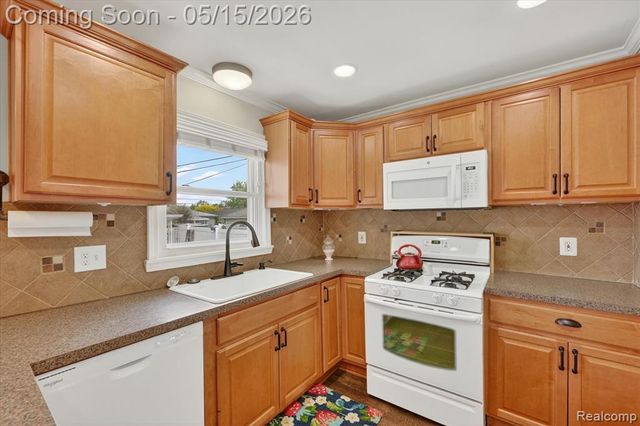 20819 Revere Street, Saint Clair Shores, MI 48080