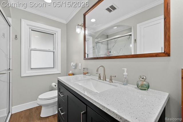 20819 Revere Street, Saint Clair Shores, MI 48080