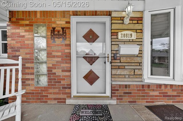 20819 Revere Street, Saint Clair Shores, MI 48080