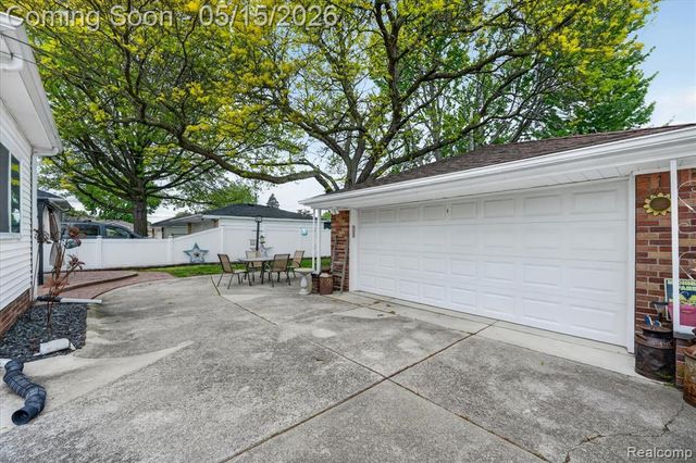 20819 Revere Street, Saint Clair Shores, MI 48080