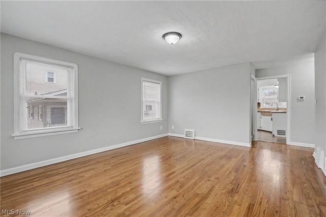 144 Roosevelt Avenue, Elyria, OH 44035