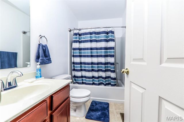 1701 Shade Tree Court, Belleville, IL 62226