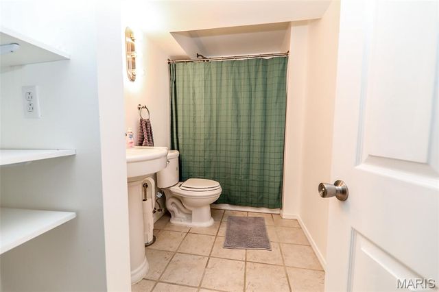 1701 Shade Tree Court, Belleville, IL 62226