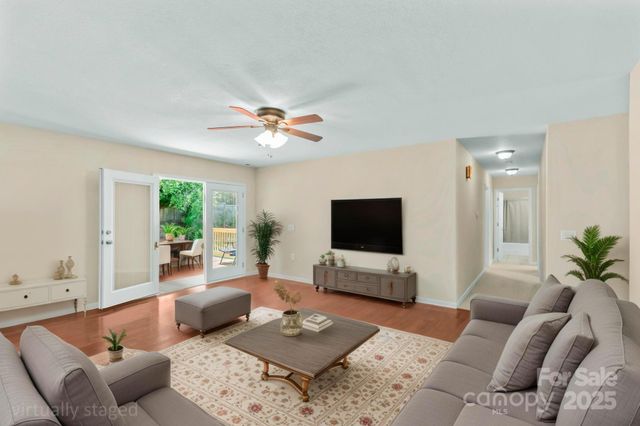 2133 Olde Farm Road SE, Hudson, NC 28638