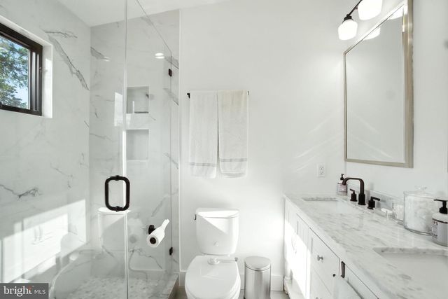 2410 37TH ST NW, Washington, DC 20007