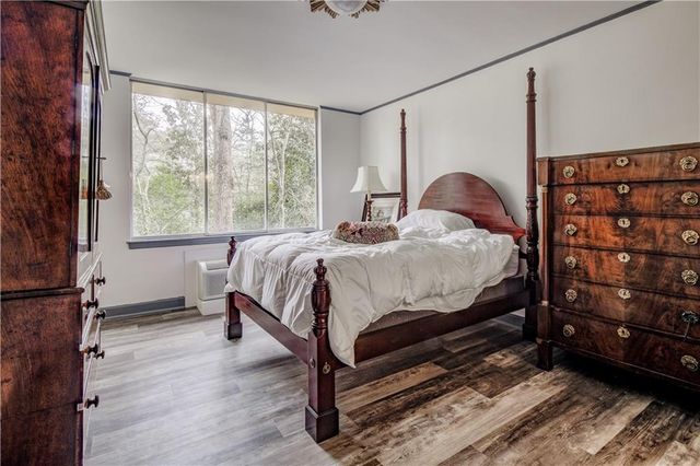 2637 Peachtree NE Road 111, Atlanta, GA 30305