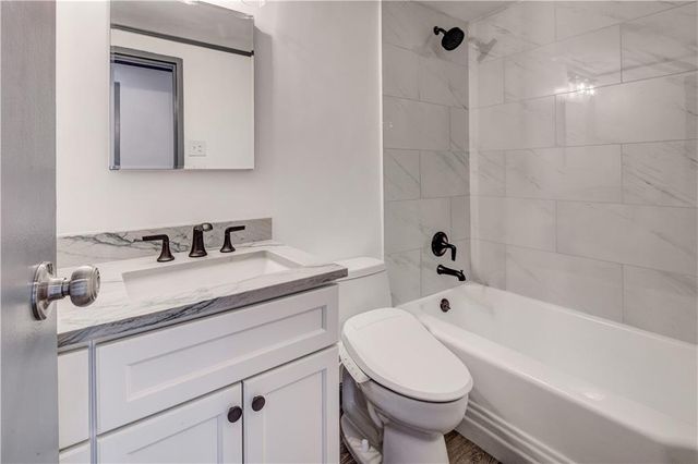 2637 Peachtree NE Road 111, Atlanta, GA 30305