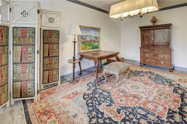 2637 Peachtree NE Road 111, Atlanta, GA 30305