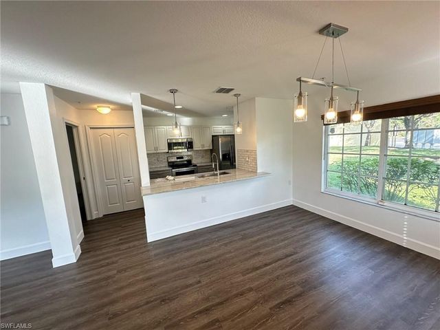 9419 Ivy Brook RUN 1210, Fort Myers, FL 33913