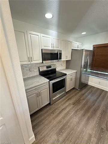 9419 Ivy Brook RUN 1210, Fort Myers, FL 33913