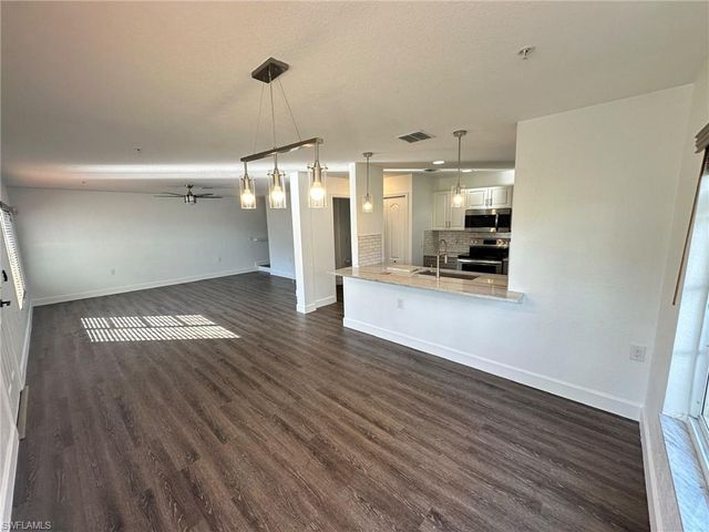 9419 Ivy Brook RUN 1210, Fort Myers, FL 33913