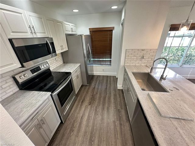 9419 Ivy Brook RUN 1210, Fort Myers, FL 33913