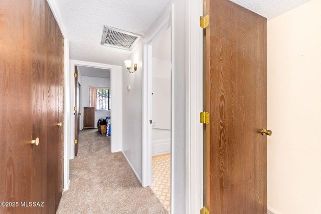 2825 W Jennie Lane, Tucson, AZ 85713