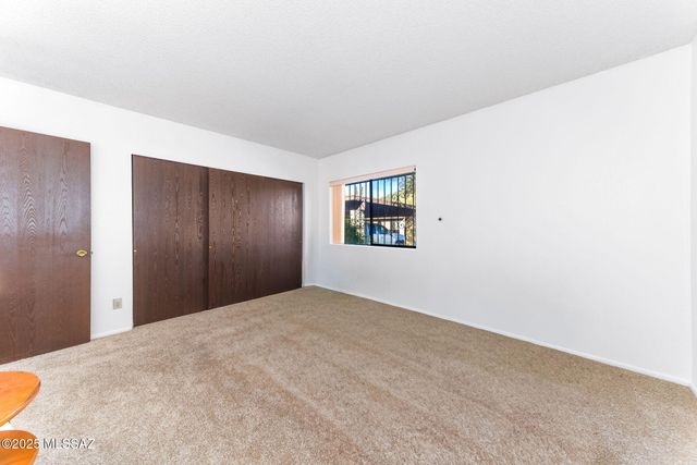 2825 W Jennie Lane, Tucson, AZ 85713