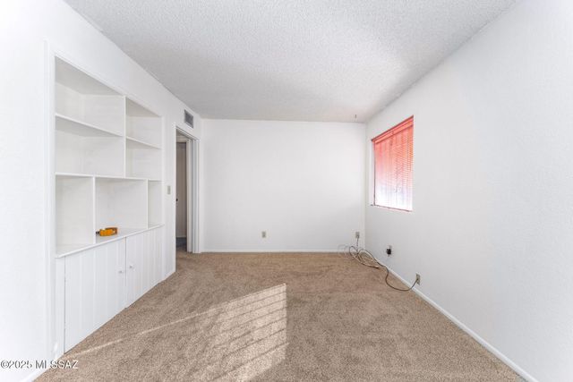 2825 W Jennie Lane, Tucson, AZ 85713