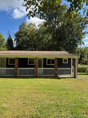 2144 Waterbury Road 7, Cheshire, CT 06410