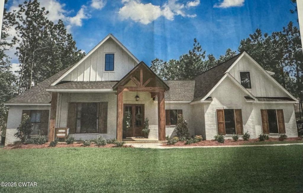 174 Cardinal Estate Dr, Lexington, TN 38351