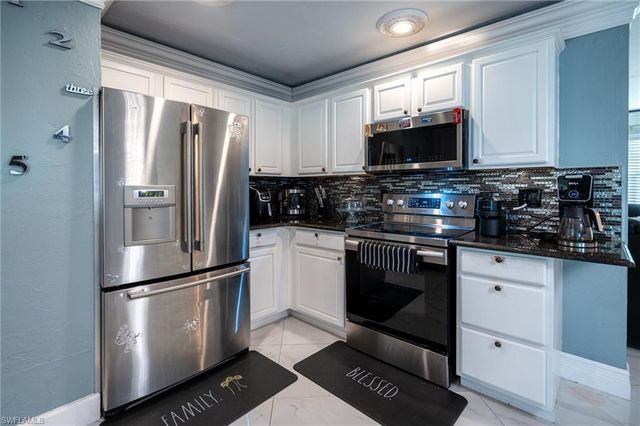 4636 25th AVE SW, Naples, FL 34116