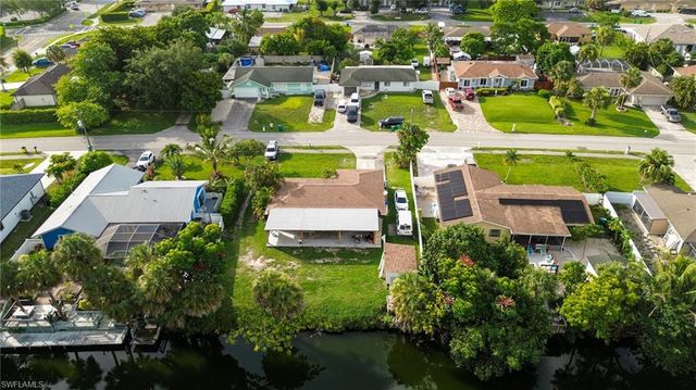 4636 25th AVE SW, Naples, FL 34116