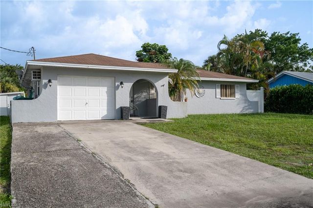 4636 25th AVE SW, Naples, FL 34116