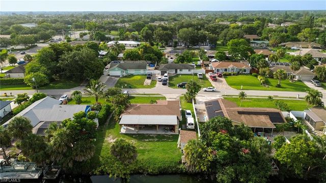 4636 25th AVE SW, Naples, FL 34116