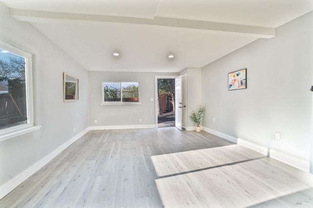 223 Wedgewood Ct, Vallejo, CA 94591