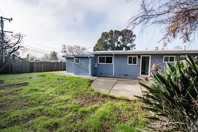 223 Wedgewood Ct, Vallejo, CA 94591