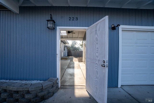 223 Wedgewood Ct, Vallejo, CA 94591