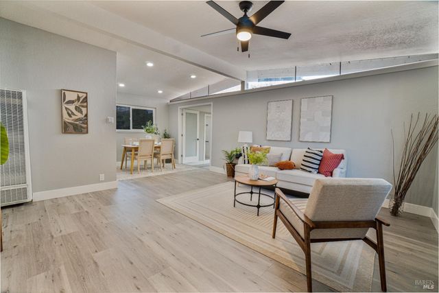 223 Wedgewood Ct, Vallejo, CA 94591