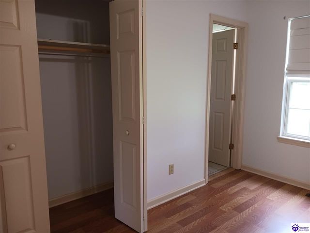 7289 Bardstown Road, Elizabethtown, KY 42701