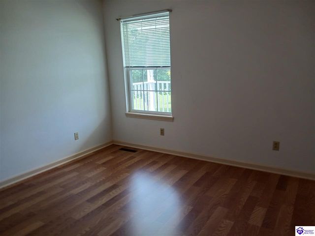 7289 Bardstown Road, Elizabethtown, KY 42701