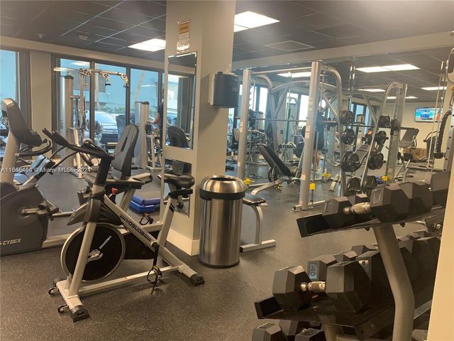 1865 79th St Cswy 4I, North Bay Village, FL 33141