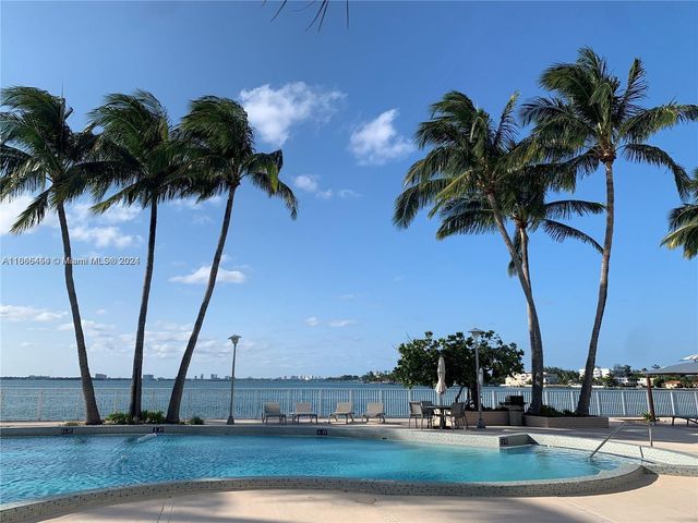 1865 79th St Cswy 4I, North Bay Village, FL 33141