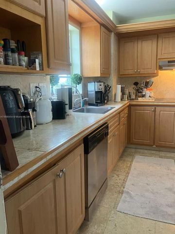 1865 79th St Cswy 4I, North Bay Village, FL 33141