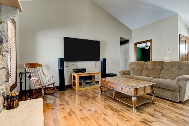 3810 IRVING STREET, Marinette, WI 54143