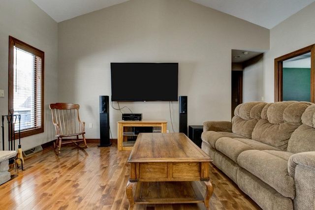 3810 IRVING STREET, Marinette, WI 54143