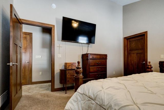 3810 IRVING STREET, Marinette, WI 54143