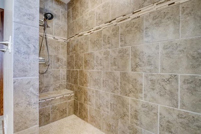 3810 IRVING STREET, Marinette, WI 54143