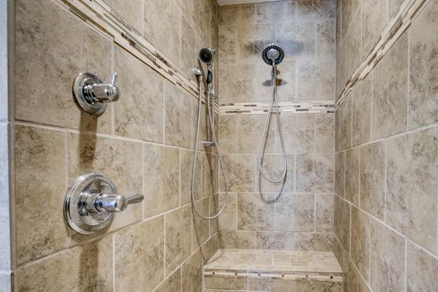 3810 IRVING STREET, Marinette, WI 54143